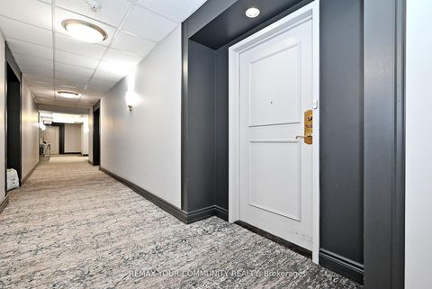 Photo 5 at 502 - 2500 Rutherford Road, Maple, Vaughan