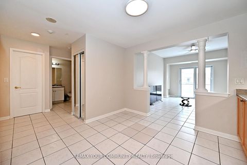 Photo 12 at 502 - 2500 Rutherford Road, Maple, Vaughan