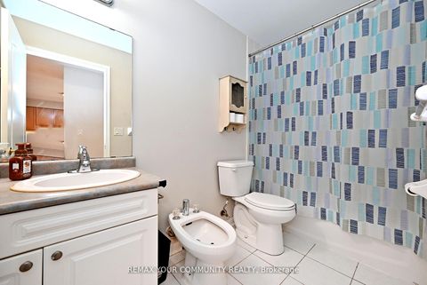 Photo 24 at 502 - 2500 Rutherford Road, Maple, Vaughan