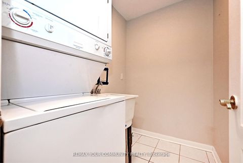 Photo 26 at 502 - 2500 Rutherford Road, Maple, Vaughan