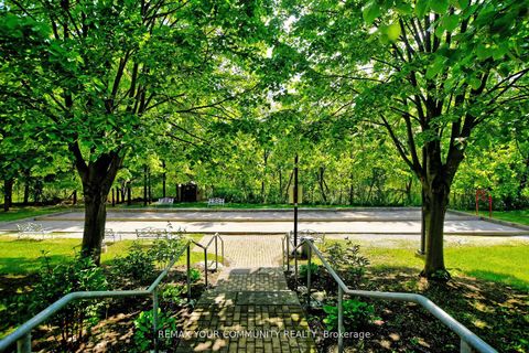 Photo 31 at 502 - 2500 Rutherford Road, Maple, Vaughan