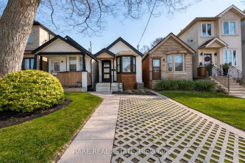 Photo 1 at 283 Chisholm Avenue, Lumsden, Toronto