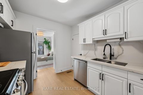 Photo 10 at 283 Chisholm Avenue, Lumsden, Toronto