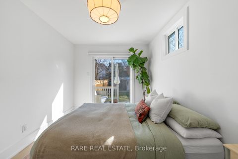 Photo 13 at 283 Chisholm Avenue, Lumsden, Toronto