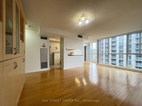 Photo 3 at 1910 - 736 Bay Street, Bay Street Corridor, Toronto