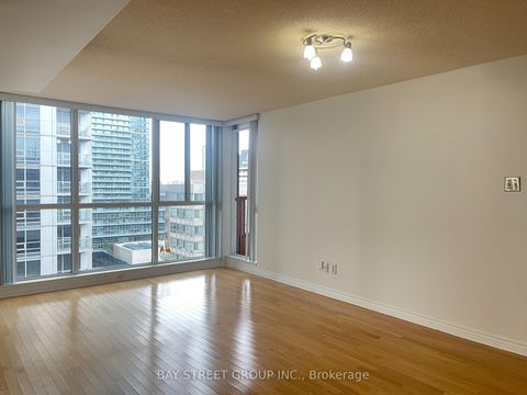 Photo 6 at 1910 - 736 Bay Street, Bay Street Corridor, Toronto