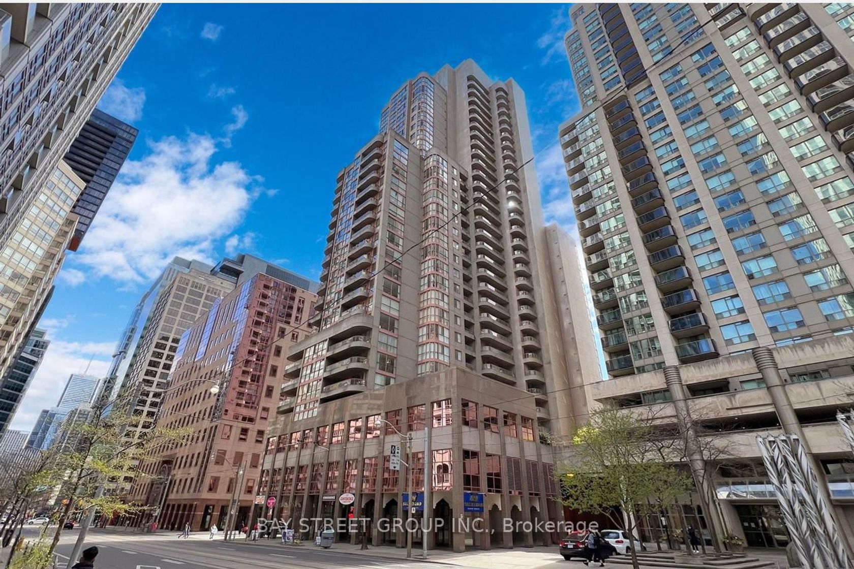 1910 - 736 Bay Street, Bay Street Corridor, Toronto 