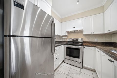 Photo 4 at 2706 - 23 Hollywood Avenue, Willowdale East, Toronto