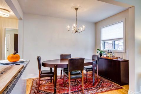 Photo 6 at 3 Kenrae Road, Leaside, Toronto