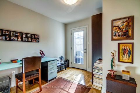 Photo 11 at 3 Kenrae Road, Leaside, Toronto