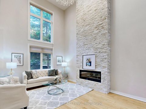 Photo 2 at 962 On Bogart Circle, College Manor, Newmarket