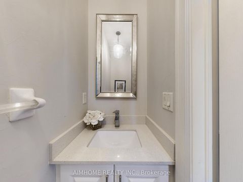 Photo 26 at 962 On Bogart Circle, College Manor, Newmarket