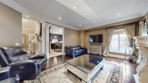 Photo 9 at 51 Babak Boulevard, East Woodbridge, Vaughan