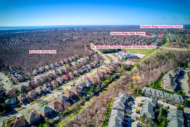 Photo 3 at 1403 BAYSHIRE Drive, JC Joshua Creek, Oakville