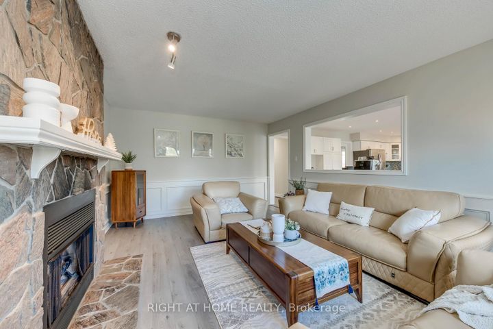 Photo 14 at 1403 BAYSHIRE Drive, JC Joshua Creek, Oakville