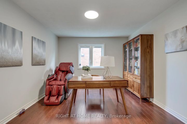 Photo 15 at 1403 BAYSHIRE Drive, JC Joshua Creek, Oakville