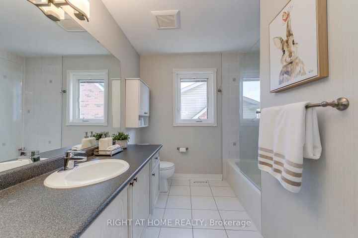 Photo 32 at 1403 BAYSHIRE Drive, JC Joshua Creek, Oakville