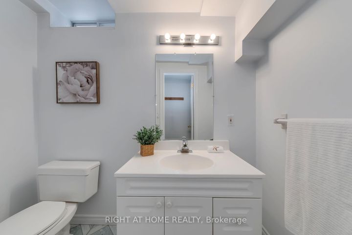 Photo 42 at 1403 BAYSHIRE Drive, JC Joshua Creek, Oakville