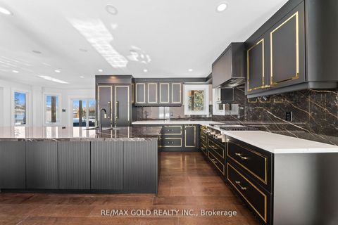 Photo 16 at 72 Goodfellow Crescent, Nobleton, King