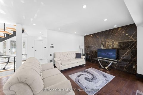 Photo 25 at 72 Goodfellow Crescent, Nobleton, King