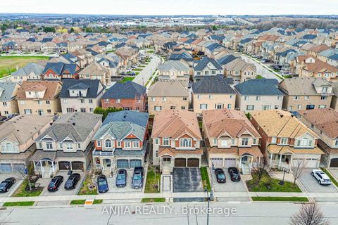 Photo 2 at 1165 Blencowe Crescent, Wyndham, Newmarket