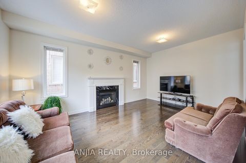 Photo 15 at 1165 Blencowe Crescent, Wyndham, Newmarket