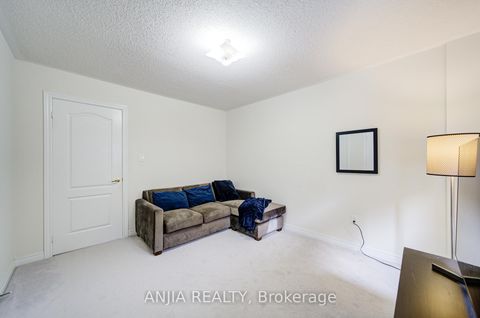 Photo 33 at 1165 Blencowe Crescent, Wyndham, Newmarket