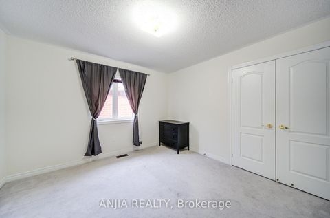 Photo 34 at 1165 Blencowe Crescent, Wyndham, Newmarket