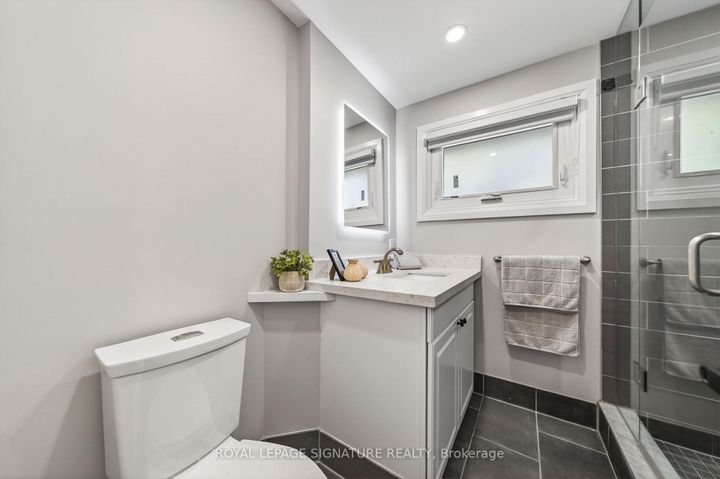 Photo 24 at 26 Carondale Crescent, L'Amoreaux, Toronto