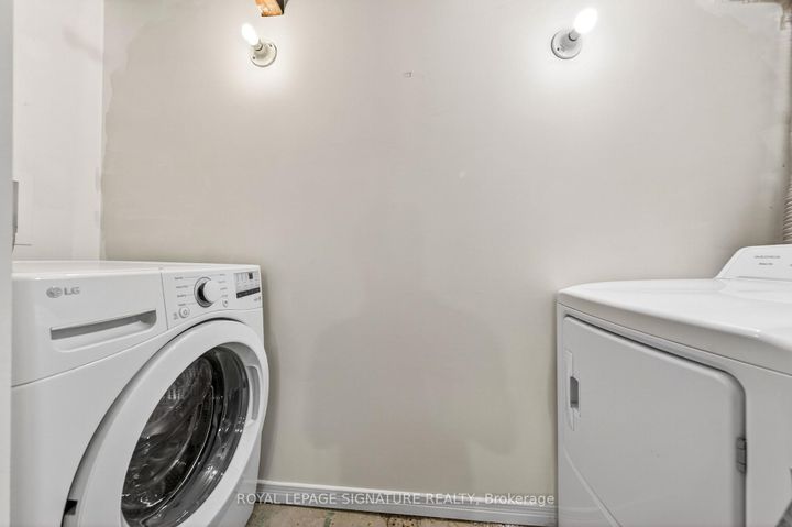 Photo 35 at 26 Carondale Crescent, L'Amoreaux, Toronto