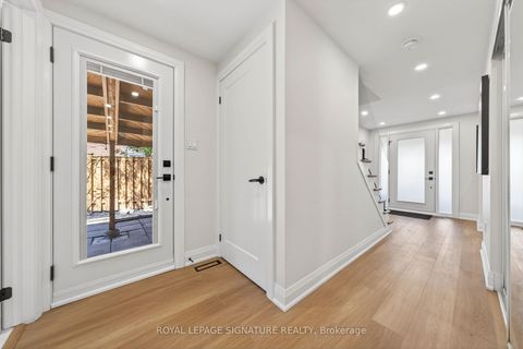 Photo 16 at 26 Carondale Crescent, L'Amoreaux, Toronto