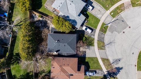 Photo 42 at 26 Carondale Crescent, L'Amoreaux, Toronto