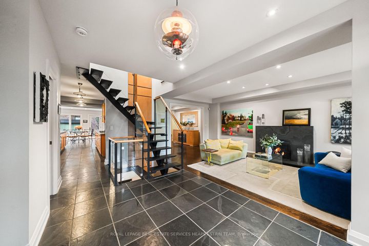 Photo 10 at 51 Inglewood Drive, Moore Park, Toronto