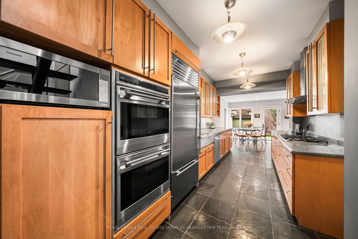 Photo 22 at 51 Inglewood Drive, Moore Park, Toronto