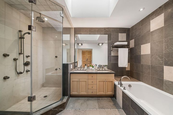 Photo 27 at 51 Inglewood Drive, Moore Park, Toronto