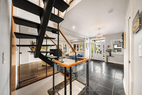 Photo 5 at 51 Inglewood Drive, Moore Park, Toronto