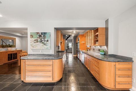 Photo 19 at 51 Inglewood Drive, Moore Park, Toronto