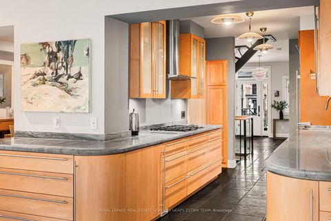 Photo 20 at 51 Inglewood Drive, Moore Park, Toronto