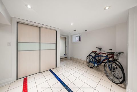 Photo 40 at 51 Inglewood Drive, Moore Park, Toronto