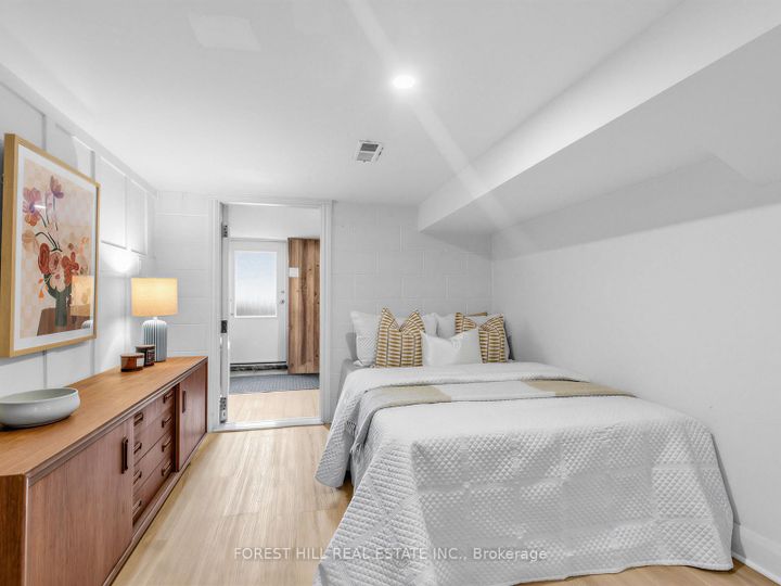 Photo 30 at 351 Montrose Avenue, Little Italy, Toronto