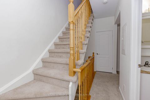 Photo 23 at 57 - 68 Winston Park Boulevard, CFB, Toronto