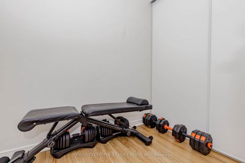 Photo 24 at 57 - 68 Winston Park Boulevard, CFB, Toronto