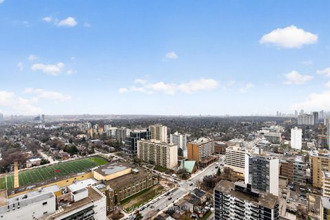 Photo 16 at 2810 - 117 Broadway Avenue, Mount Pleasant West, Toronto