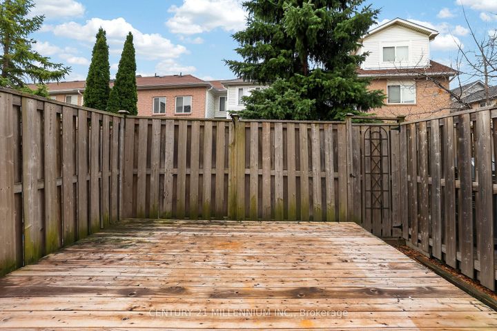 Photo 34 at 97 - 97 Spadina Road, Brampton West, Brampton