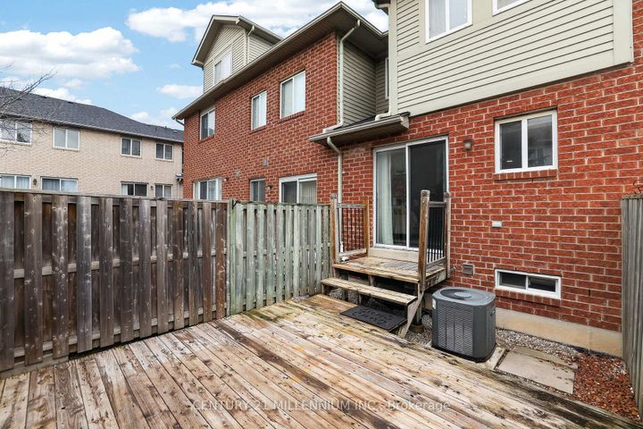 Photo 35 at 97 - 97 Spadina Road, Brampton West, Brampton