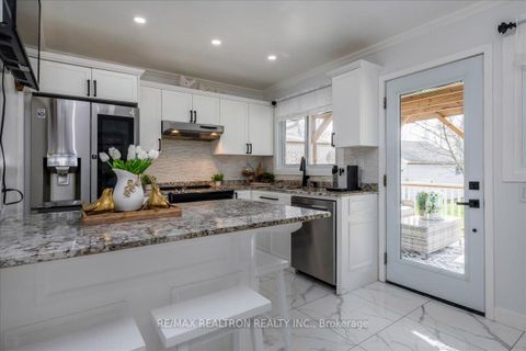 Photo 11 at 1129 Lindy Lane, Gilford, Innisfil