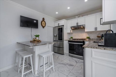 Photo 13 at 1129 Lindy Lane, Gilford, Innisfil