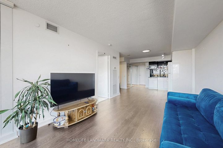 Photo 13 at 1509 - 72 Esther Shiner Boulevard, Bayview Village, Toronto