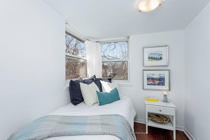 Photo 23 at 62 Marion Street, Roncesvalles, Toronto