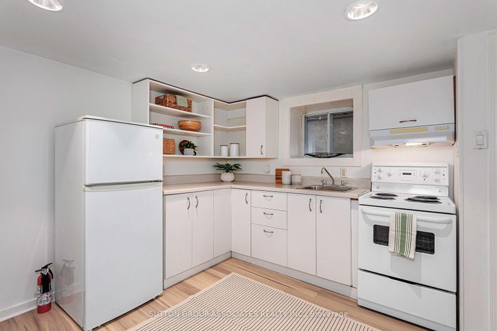 Photo 33 at 62 Marion Street, Roncesvalles, Toronto